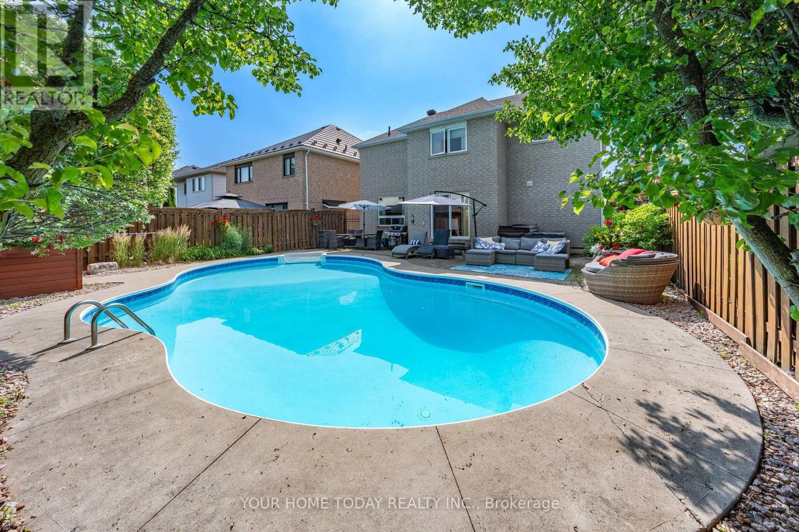 19 Mcnally Street, Halton Hills (Georgetown), Ontario  L7G 6B7 - Photo 41 - W13695478