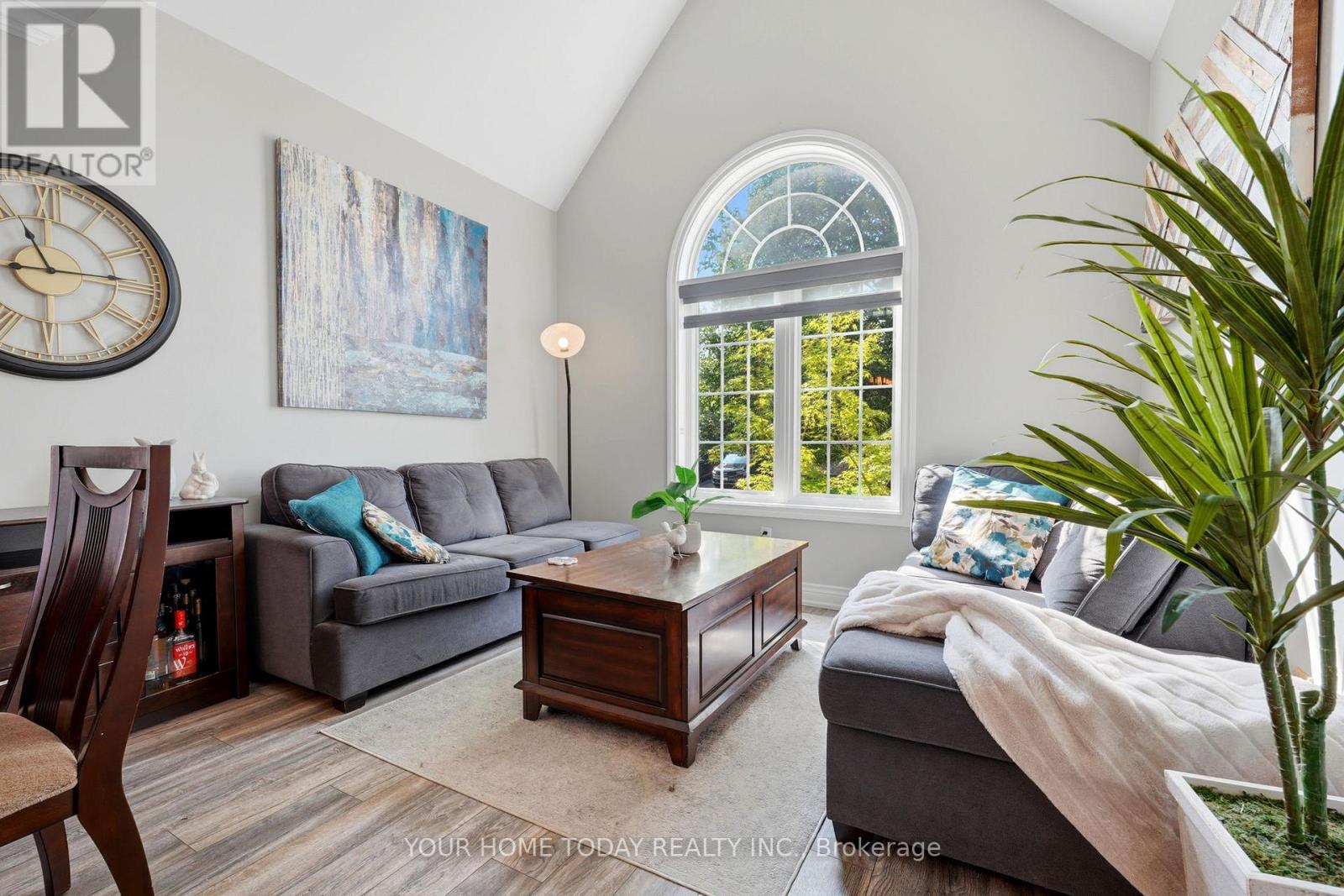 19 Mcnally Street, Halton Hills (Georgetown), Ontario  L7G 6B7 - Photo 6 - W13695478