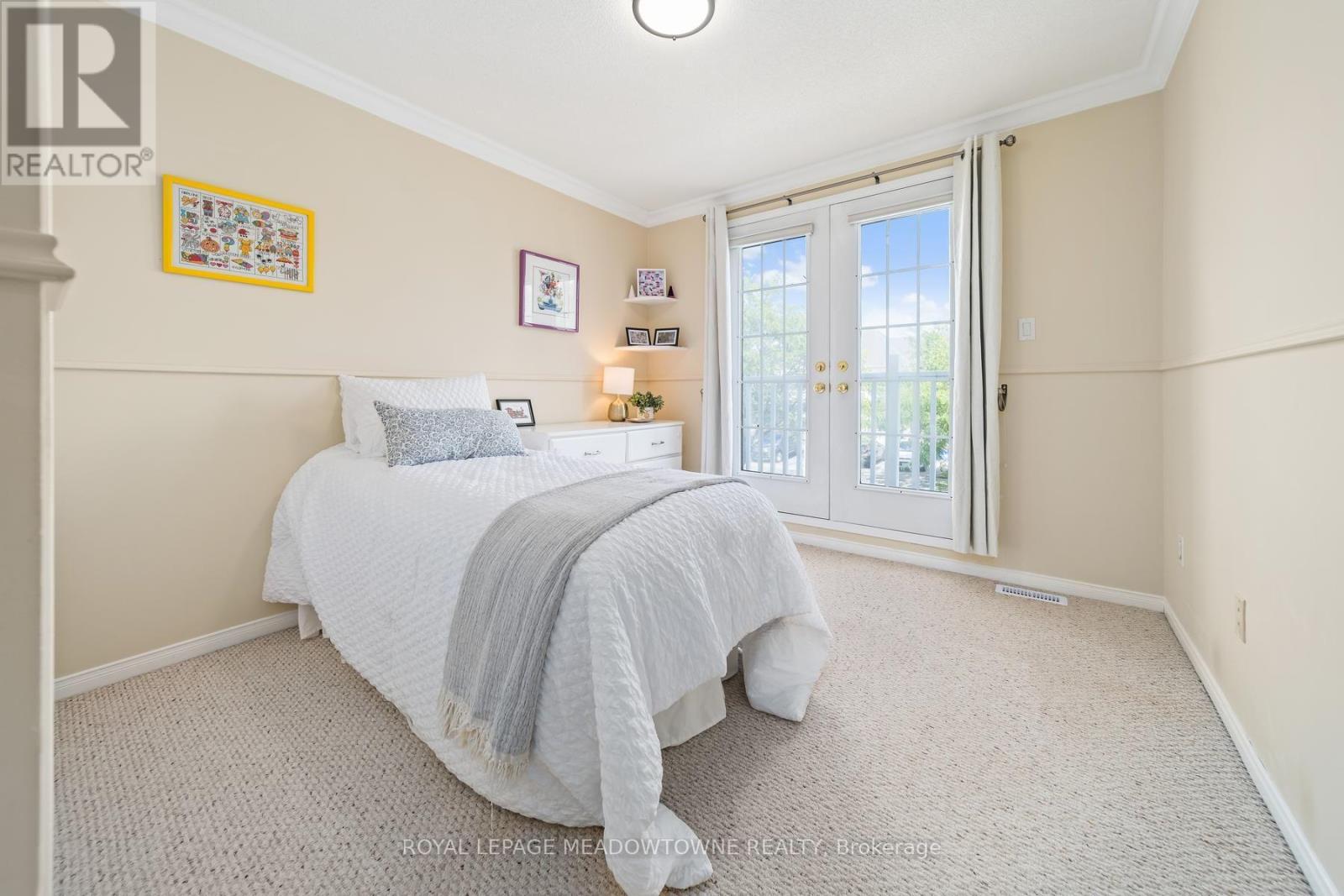 136 Dominion Gardens Drive, Halton Hills (Georgetown), Ontario  L7G 6B6 - Photo 23 - W13697128
