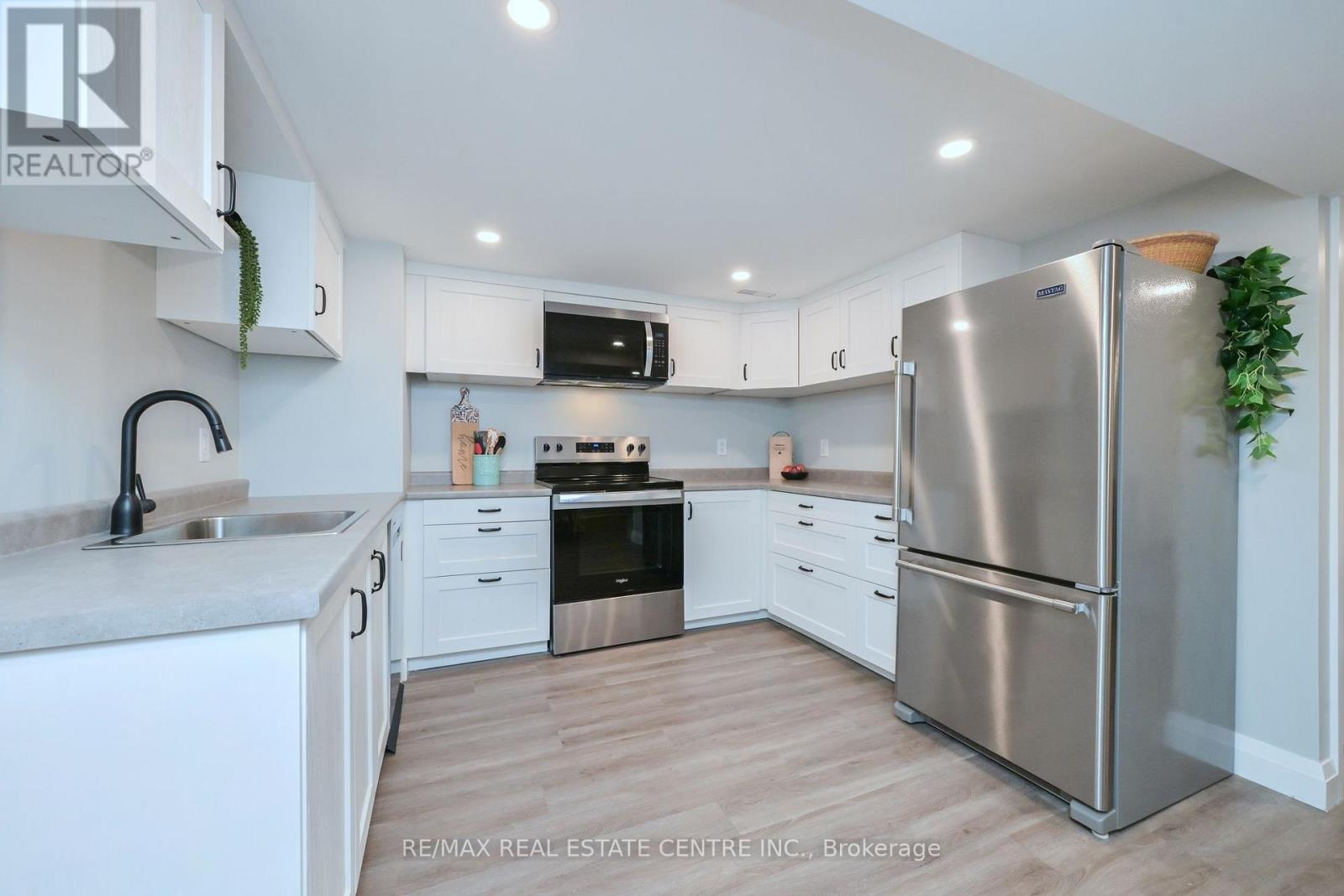 110 John Street, Halton Hills (Georgetown), Ontario  L7G 4T5 - Photo 17 - W13697410