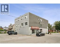 <div class="price">$1,200<small> Monthly</small></div> 1 Elgin St N Unit# 1b, Acton<br><div style="margin-bottom:8px;"><small>Real Broker Ontario Ltd.</small></div><div class='bed_bath'>1 Bath</div>