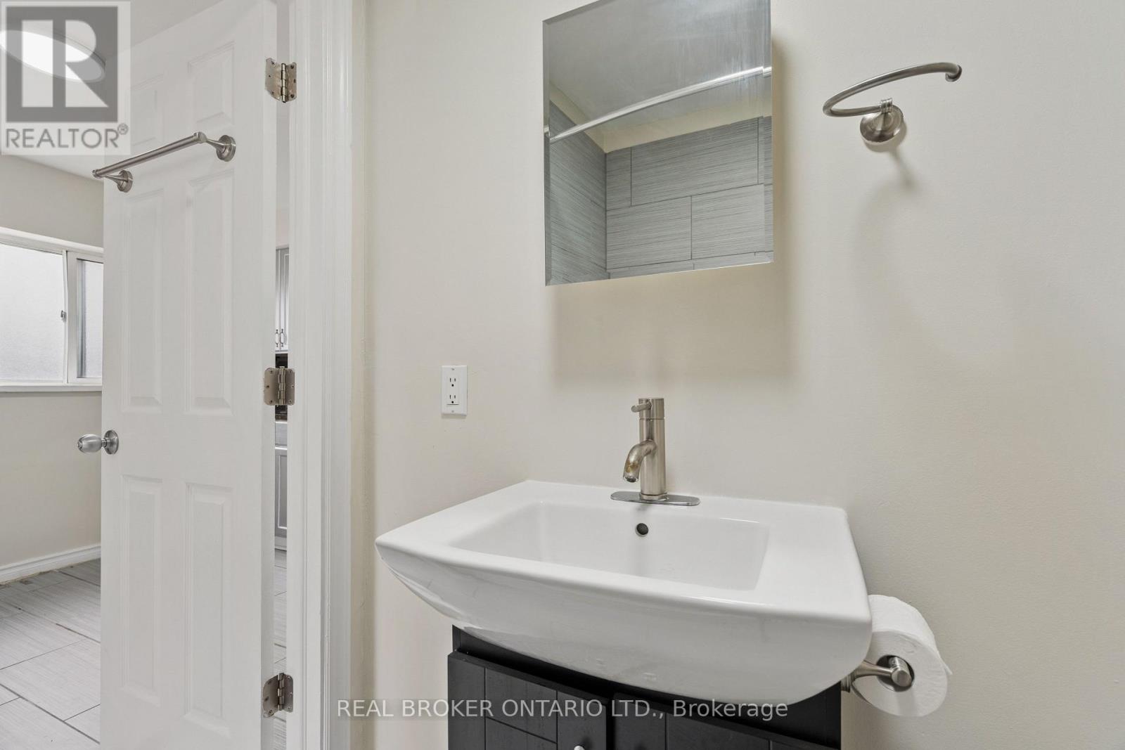 #1b - 1 Elgin Street N, Halton Hills (Ac Acton), Ontario  L7J 2B2 - Photo 8 - W13699186