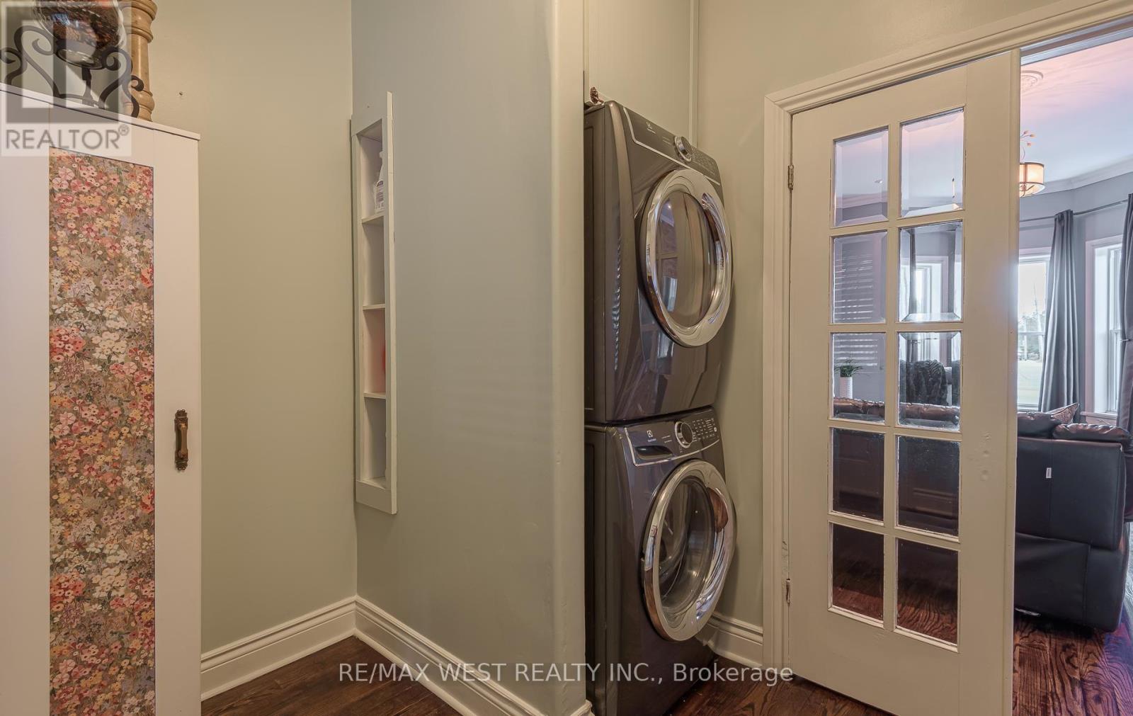 37 Main Street N, Halton Hills (Ac Acton), Ontario  L7J 1V5 - Photo 21 - W13699644