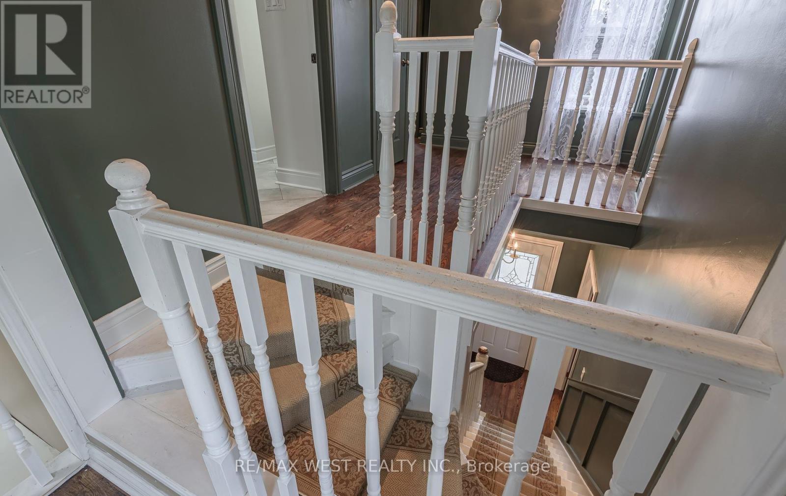 37 Main Street N, Halton Hills (Ac Acton), Ontario  L7J 1V5 - Photo 24 - W13699644