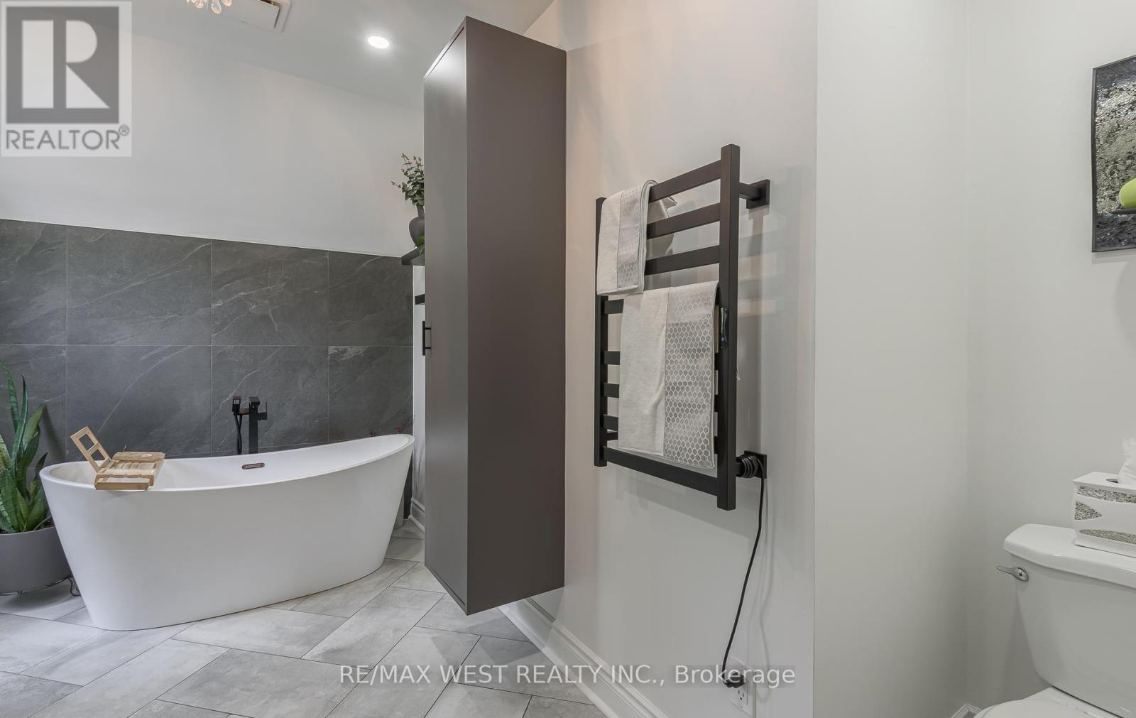 37 Main Street N, Halton Hills (Ac Acton), Ontario  L7J 1V5 - Photo 29 - W13699644