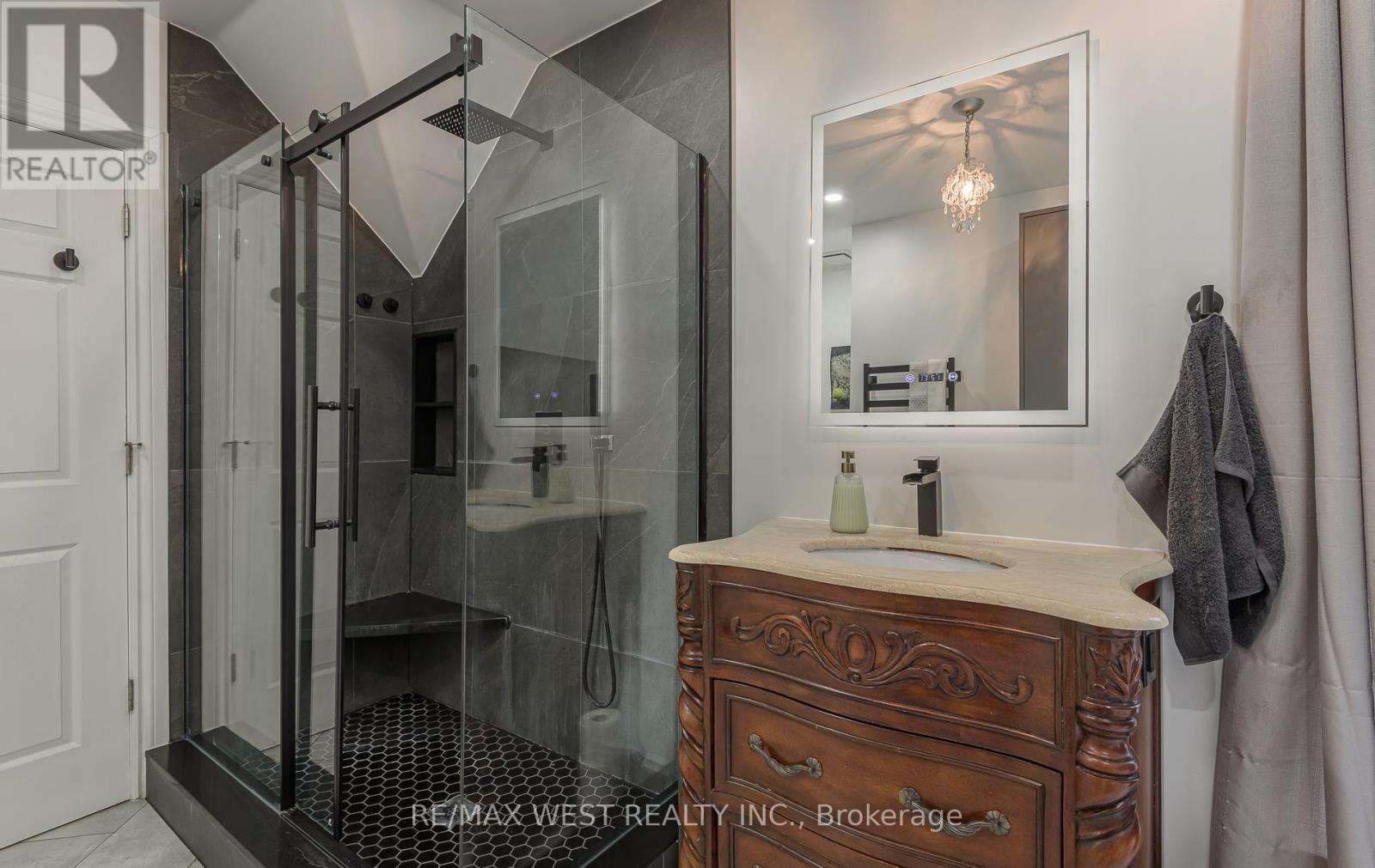 37 Main Street N, Halton Hills (Ac Acton), Ontario  L7J 1V5 - Photo 31 - W13699644
