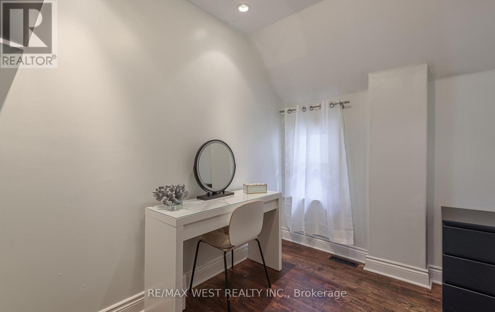 37 Main Street N, Halton Hills (Ac Acton), Ontario  L7J 1V5 - Photo 34 - W13699644
