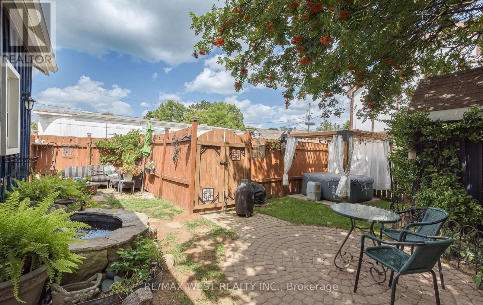 37 Main Street N, Halton Hills (Ac Acton), Ontario  L7J 1V5 - Photo 43 - W13699644