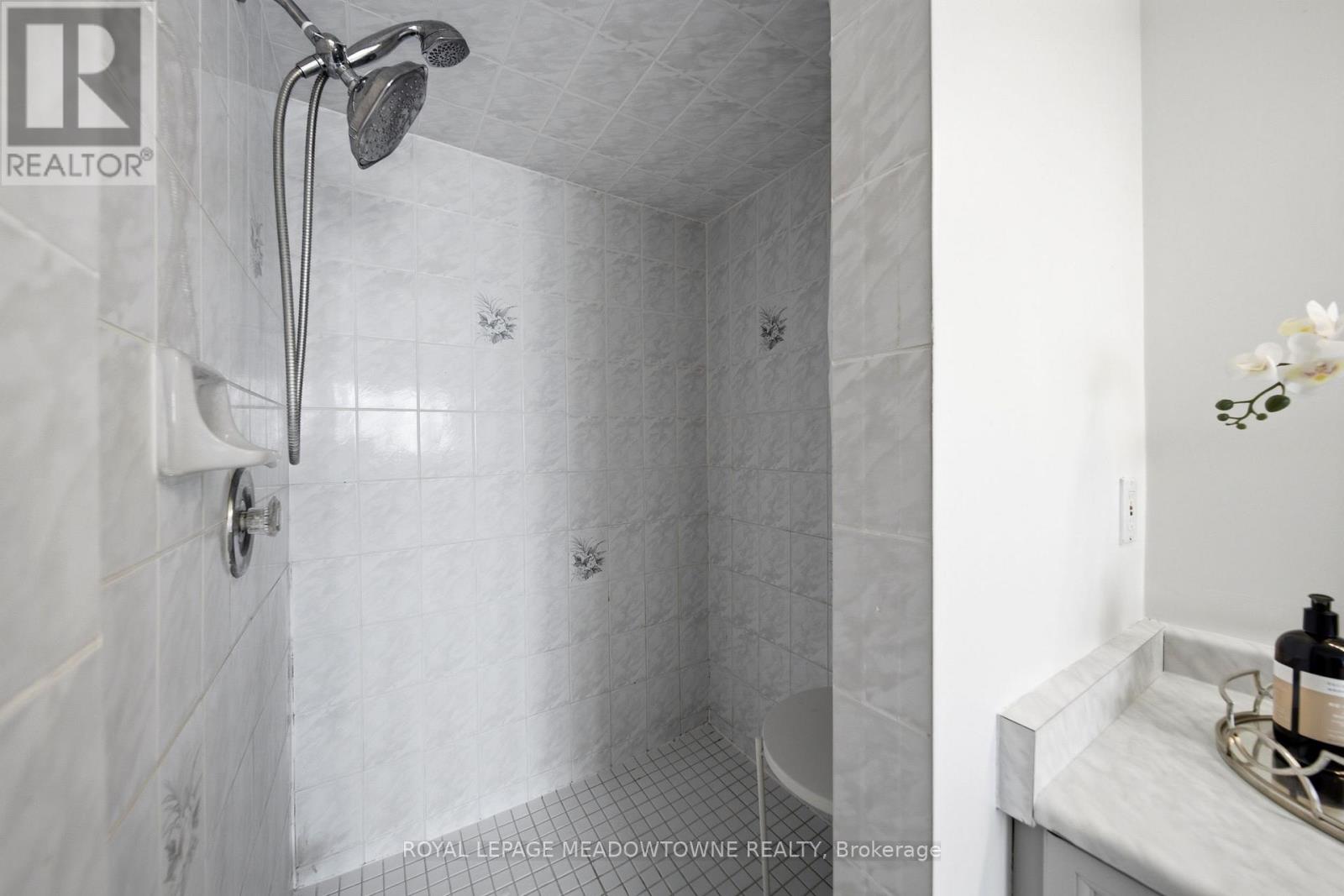187 Barber Drive, Halton Hills (Georgetown), Ontario  L7G 5L5 - Photo 28 - W13700018