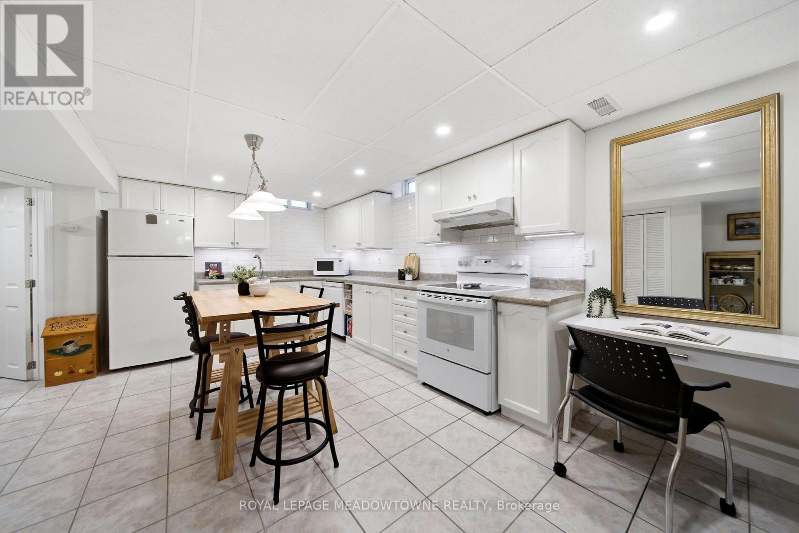 187 Barber Drive, Halton Hills (Georgetown), Ontario  L7G 5L5 - Photo 38 - W13700018