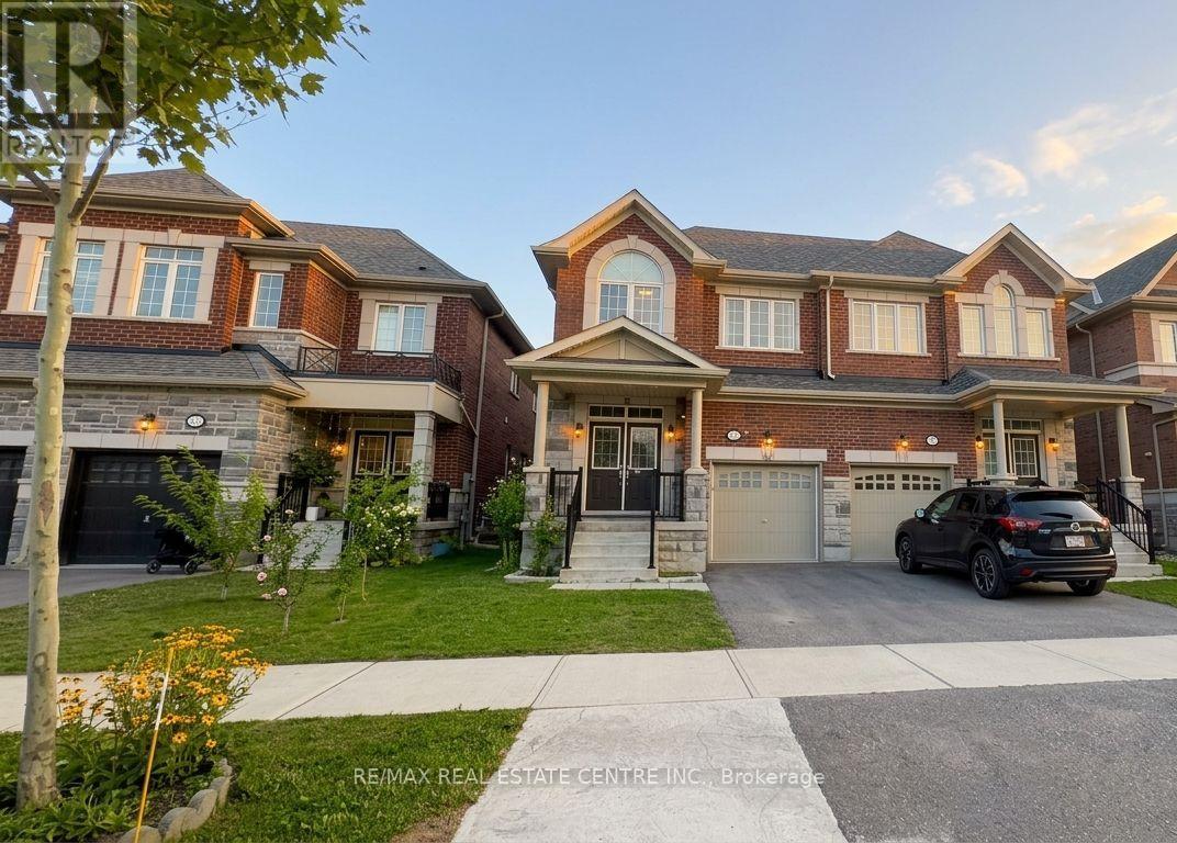 106 Branigan Crescent, Halton Hills (Georgetown), Ontario  L7G 0M8 - Photo 1 - W13701848