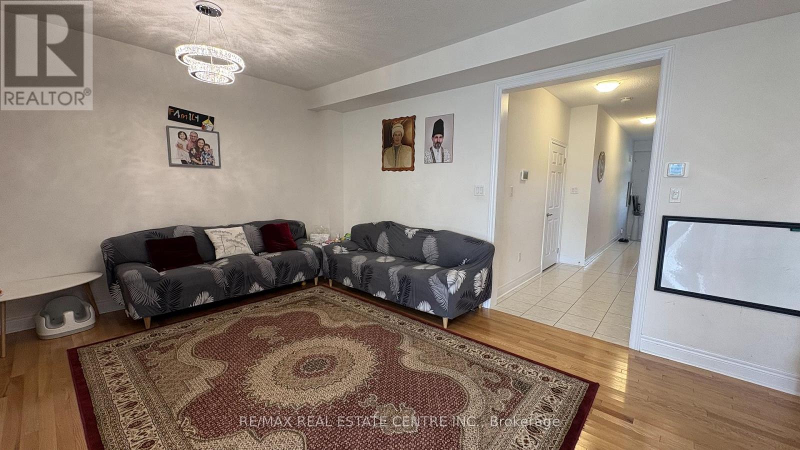 106 Branigan Crescent, Halton Hills (Georgetown), Ontario  L7G 0M8 - Photo 16 - W13701848