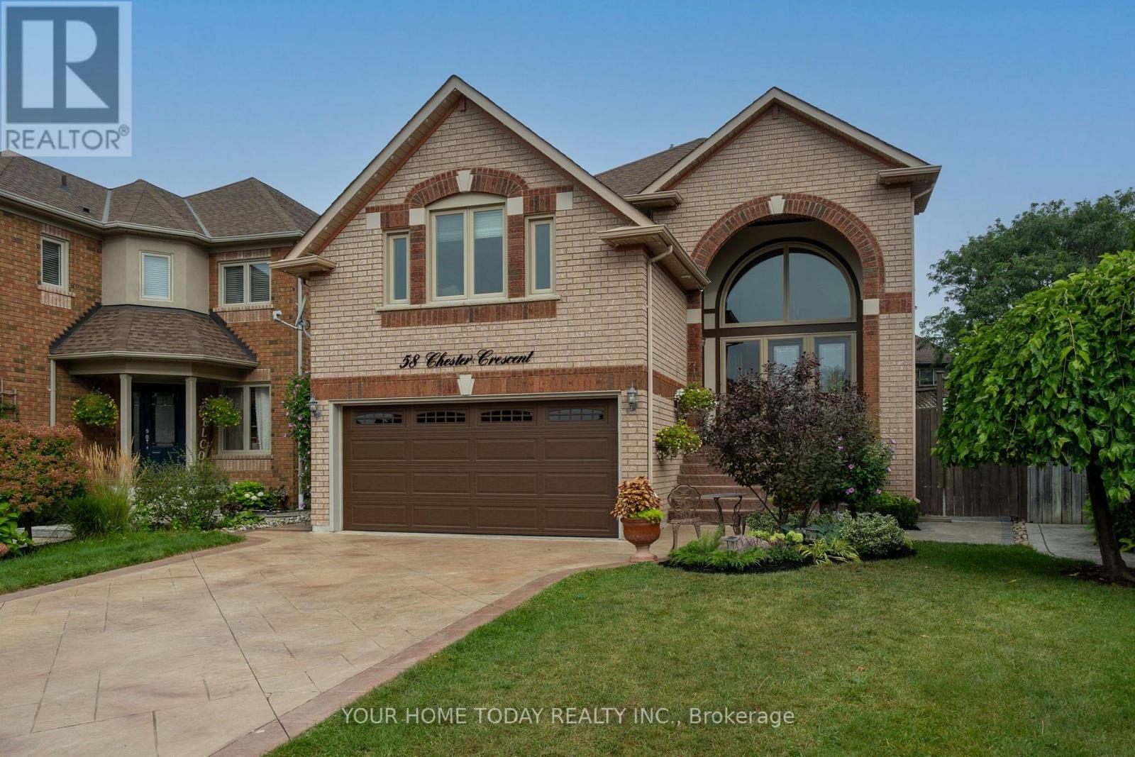 58 Chester Crescent, Halton Hills (Georgetown), Ontario  L7G 5W5 - Photo 3 - W13702056