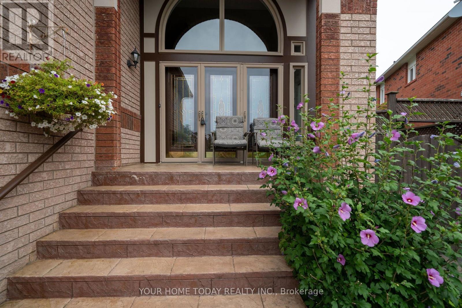 58 Chester Crescent, Halton Hills (Georgetown), Ontario  L7G 5W5 - Photo 5 - W13702056