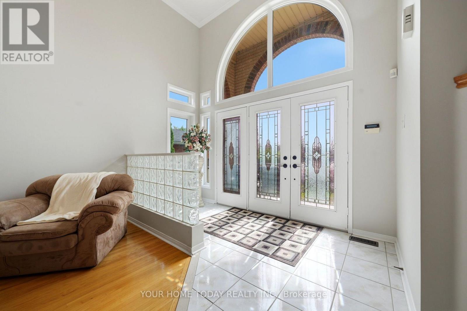 58 Chester Crescent, Halton Hills (Georgetown), Ontario  L7G 5W5 - Photo 6 - W13702056