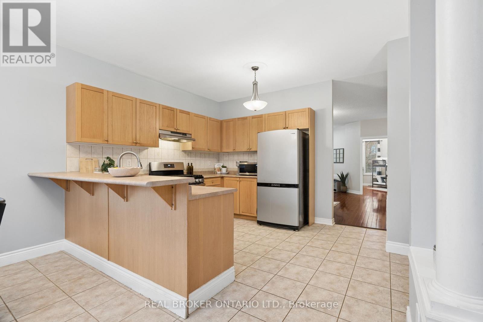 27 Spruce Boulevard, Halton Hills (Ac Acton), Ontario  L7J 2Y3 - Photo 14 - W13702218