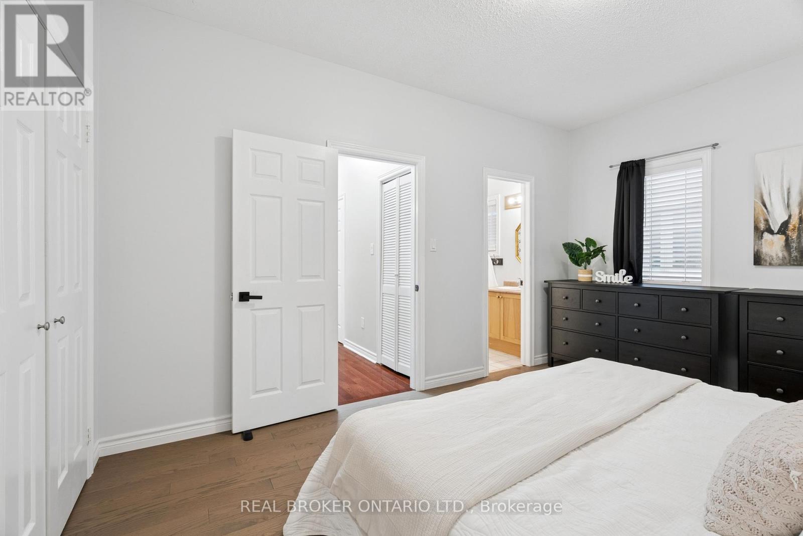 27 Spruce Boulevard, Halton Hills (Ac Acton), Ontario  L7J 2Y3 - Photo 25 - W13702218