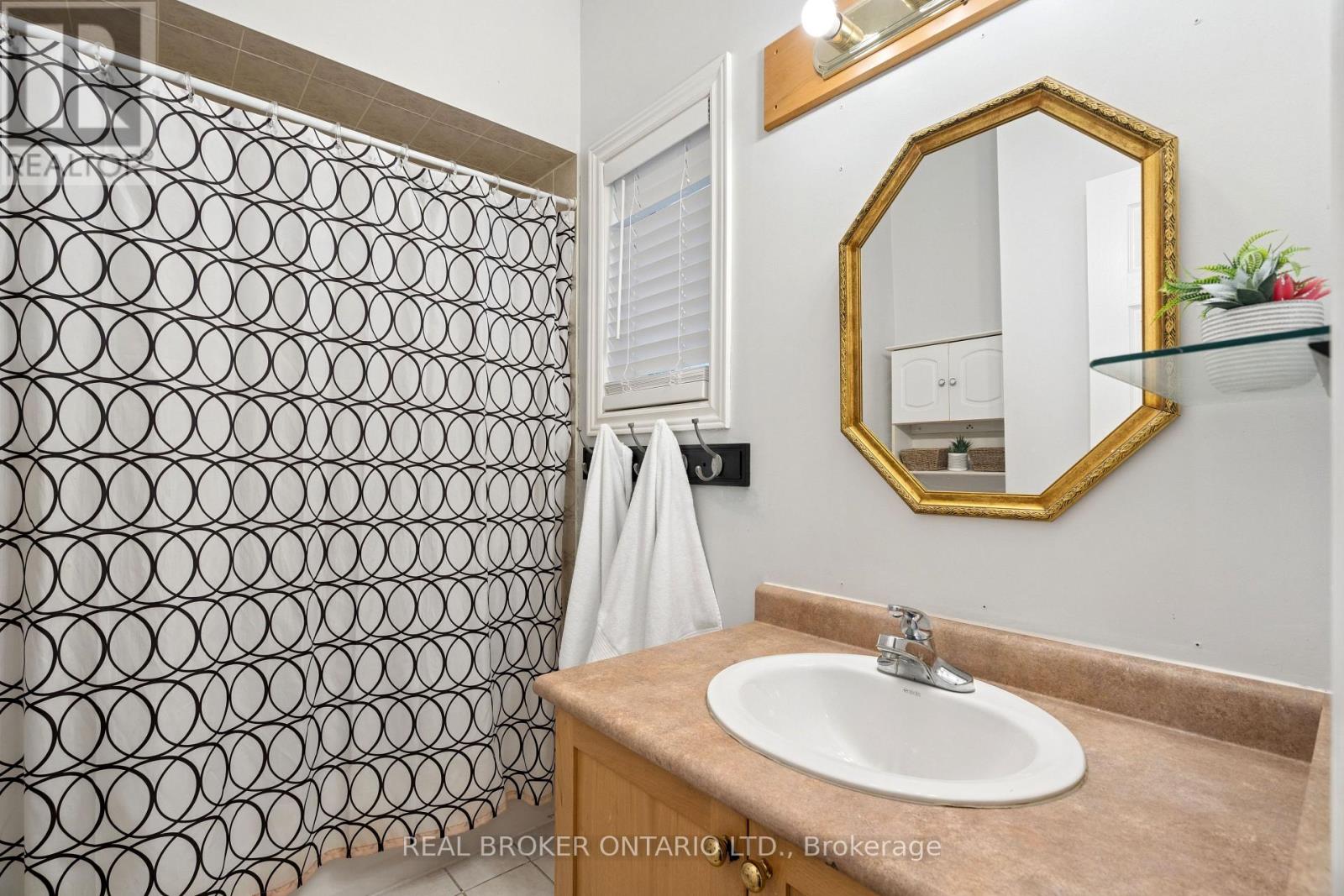 27 Spruce Boulevard, Halton Hills (Ac Acton), Ontario  L7J 2Y3 - Photo 26 - W13702218
