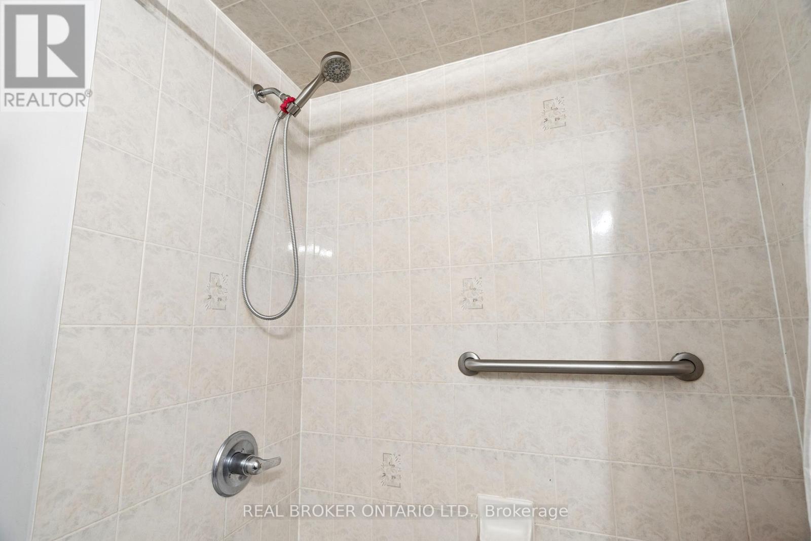 27 Spruce Boulevard, Halton Hills (Ac Acton), Ontario  L7J 2Y3 - Photo 28 - W13702218