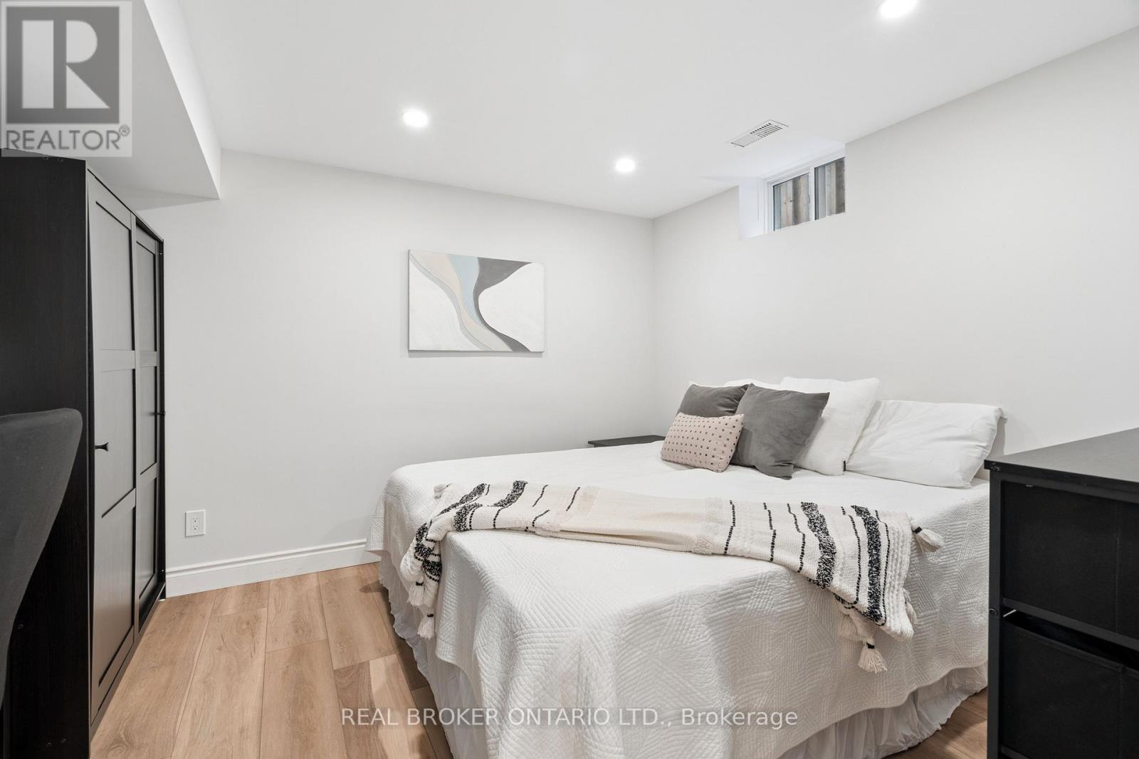 27 Spruce Boulevard, Halton Hills (Ac Acton), Ontario  L7J 2Y3 - Photo 41 - W13702218