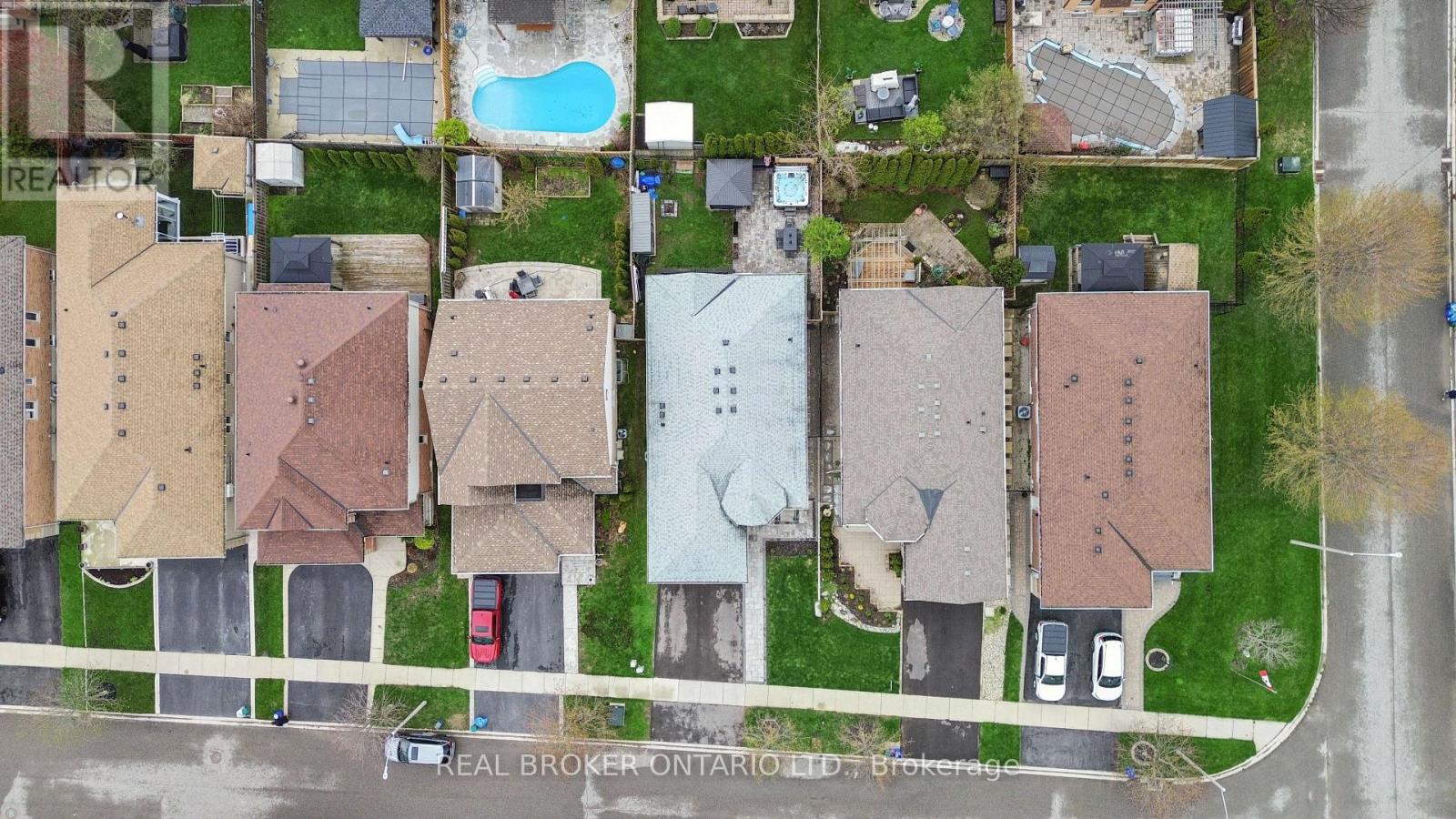 27 Spruce Boulevard, Halton Hills (Ac Acton), Ontario  L7J 2Y3 - Photo 48 - W13702218