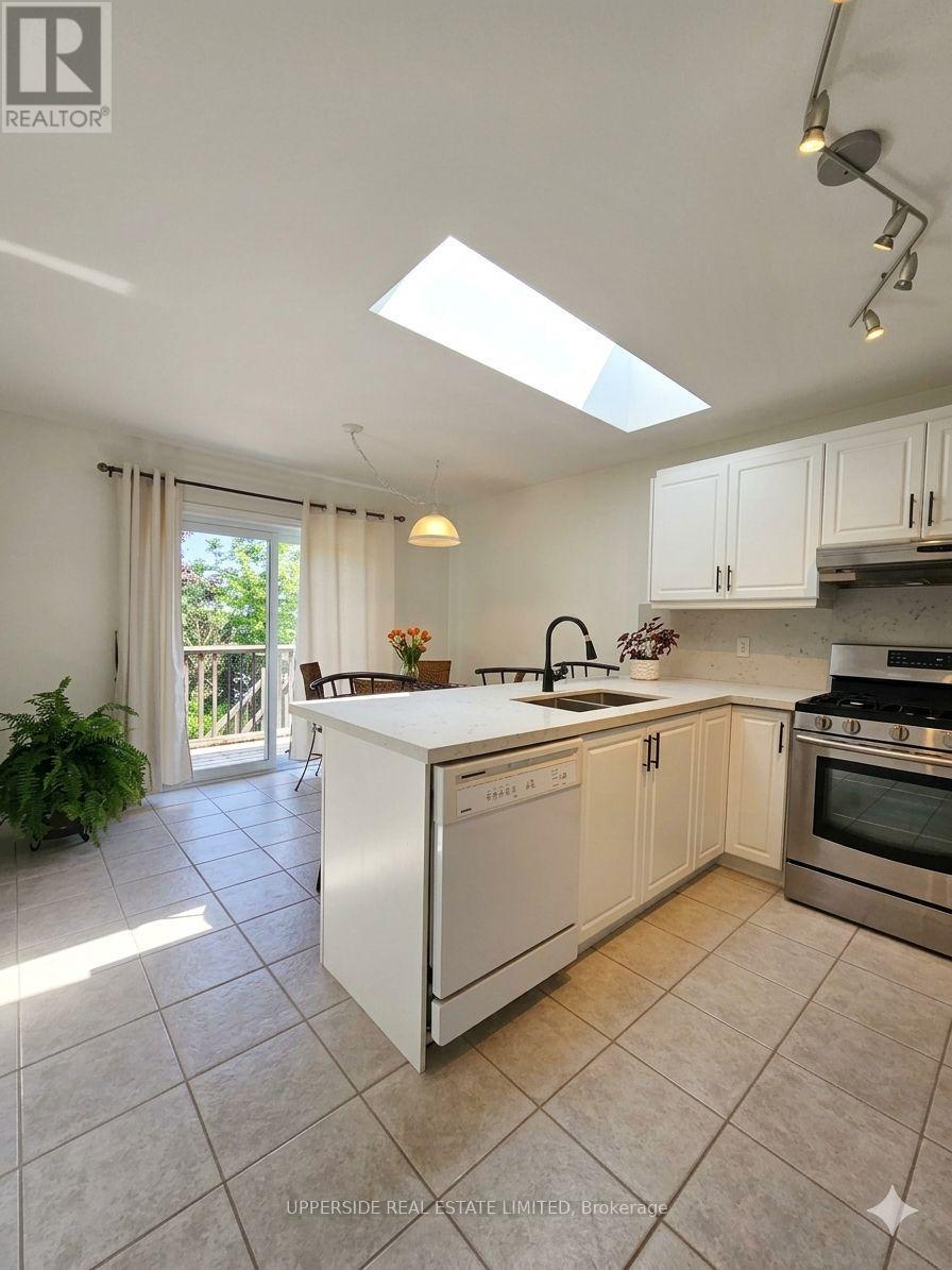 4 Kingsley Road S, Halton Hills (Ac Acton), Ontario  L7J 2Z5 - Photo 10 - W13705786