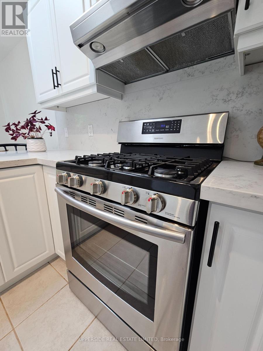 4 Kingsley Road S, Halton Hills (Ac Acton), Ontario  L7J 2Z5 - Photo 12 - W13705786