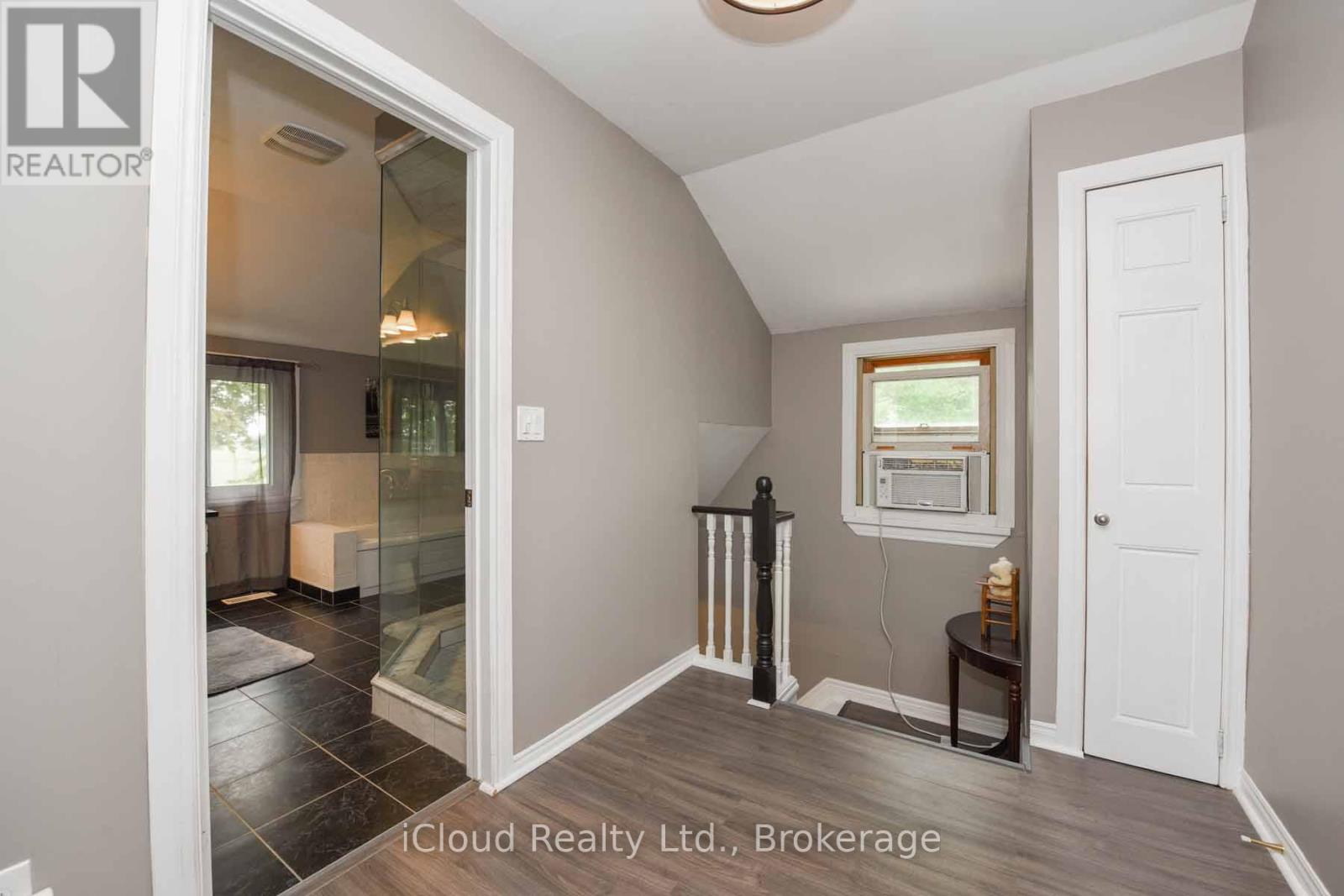 10738 Winston Churchill Boulevard, Halton Hills (Rural Halton Hills), Ontario  L7G 4S7 - Photo 12 - W13705998