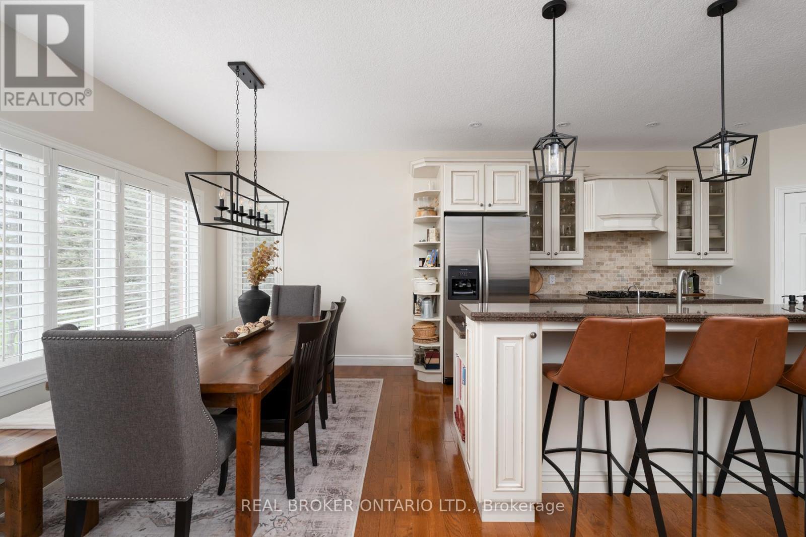 9 Allison Court, Halton Hills (Rural Halton Hills), Ontario  L7G 4S4 - Photo 11 - W13707456
