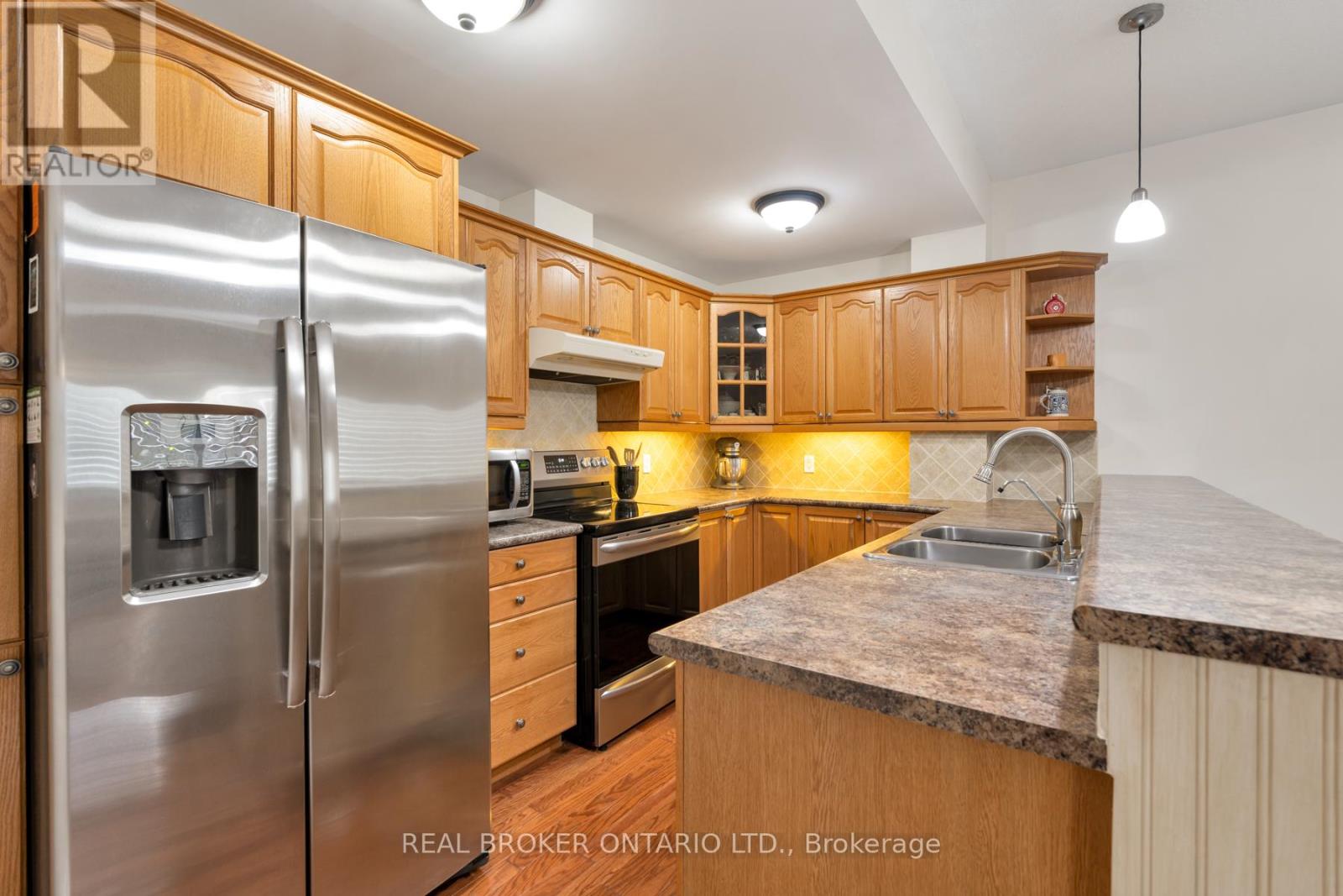 9 Allison Court, Halton Hills (Rural Halton Hills), Ontario  L7G 4S4 - Photo 28 - W13707456