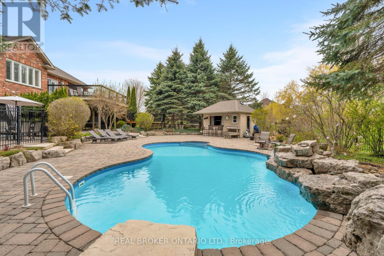 9 Allison Court, Halton Hills (Rural Halton Hills), Ontario  L7G 4S4 - Photo 38 - W13707456