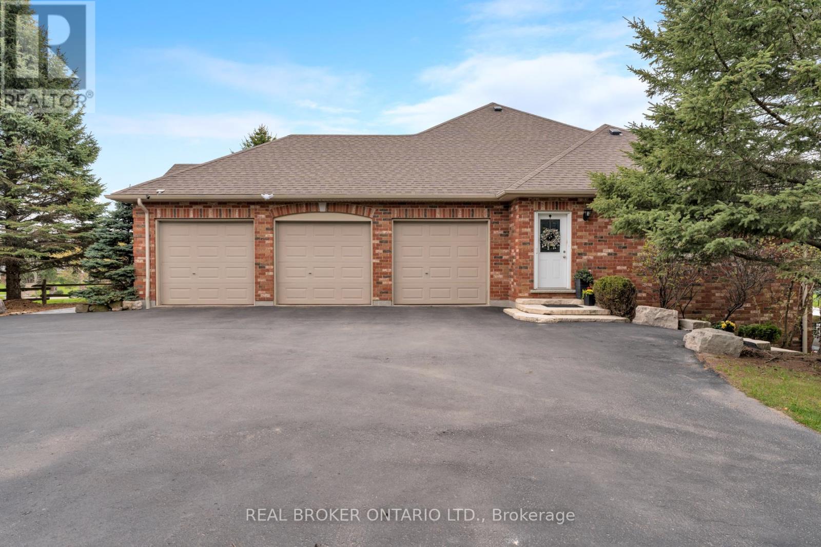 9 Allison Court, Halton Hills (Rural Halton Hills), Ontario  L7G 4S4 - Photo 39 - W13707456