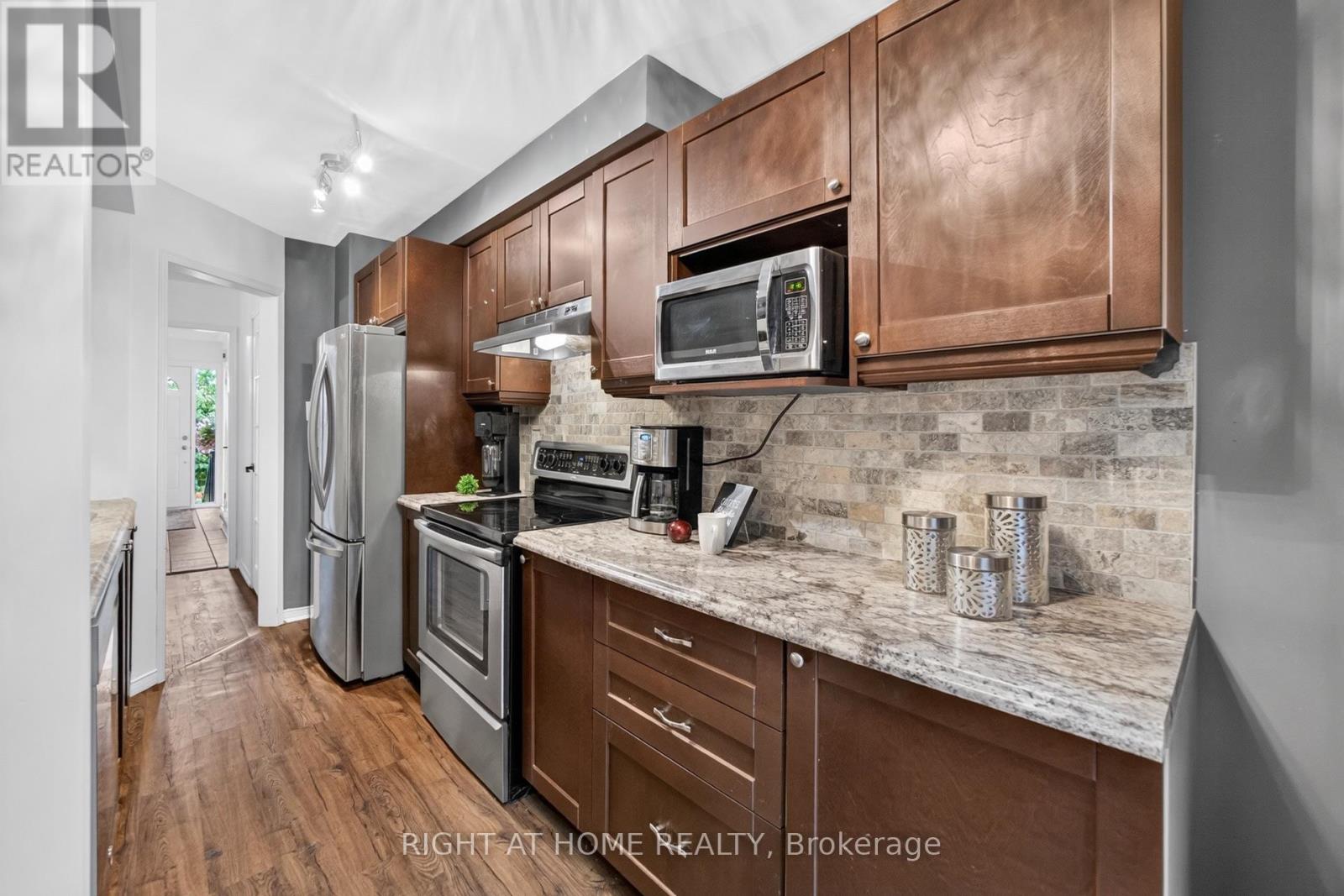 3 Beverly Lane, Halton Hills (Georgetown), Ontario  L7G 5L7 - Photo 19 - W13707816