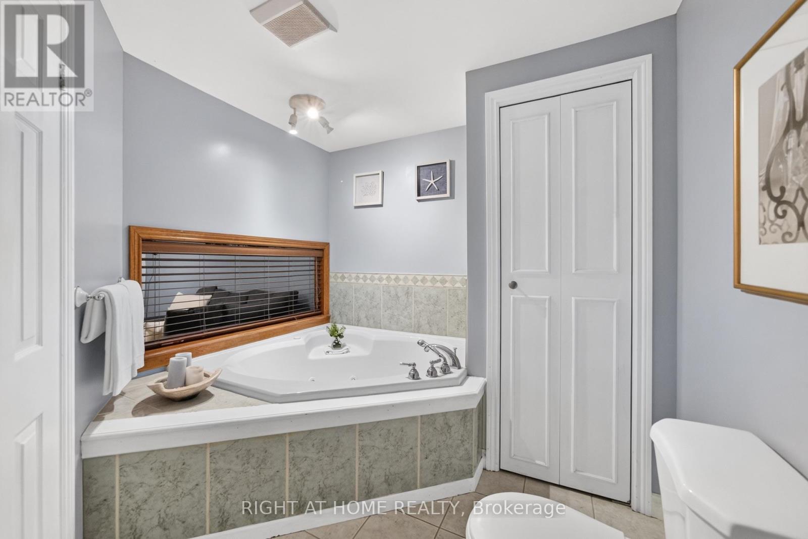 3 Beverly Lane, Halton Hills (Georgetown), Ontario  L7G 5L7 - Photo 36 - W13707816