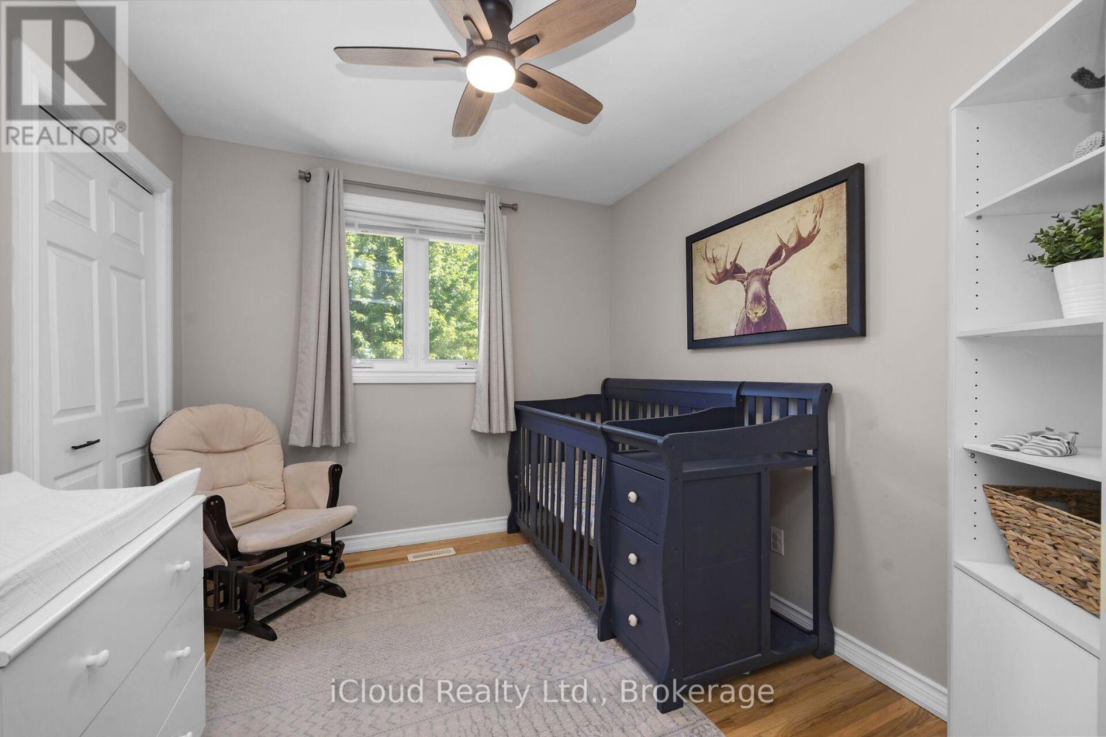 128 Elmore Drive, Halton Hills (Ac Acton), Ontario  L7J 1T2 - Photo 26 - W13709266