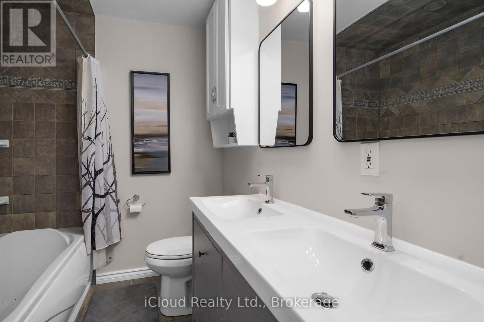 128 Elmore Drive, Halton Hills (Ac Acton), Ontario  L7J 1T2 - Photo 28 - W13709266