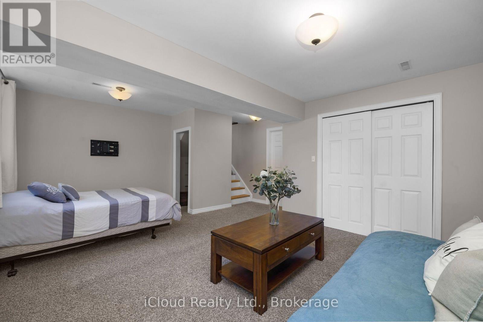 128 Elmore Drive, Halton Hills (Ac Acton), Ontario  L7J 1T2 - Photo 31 - W13709266