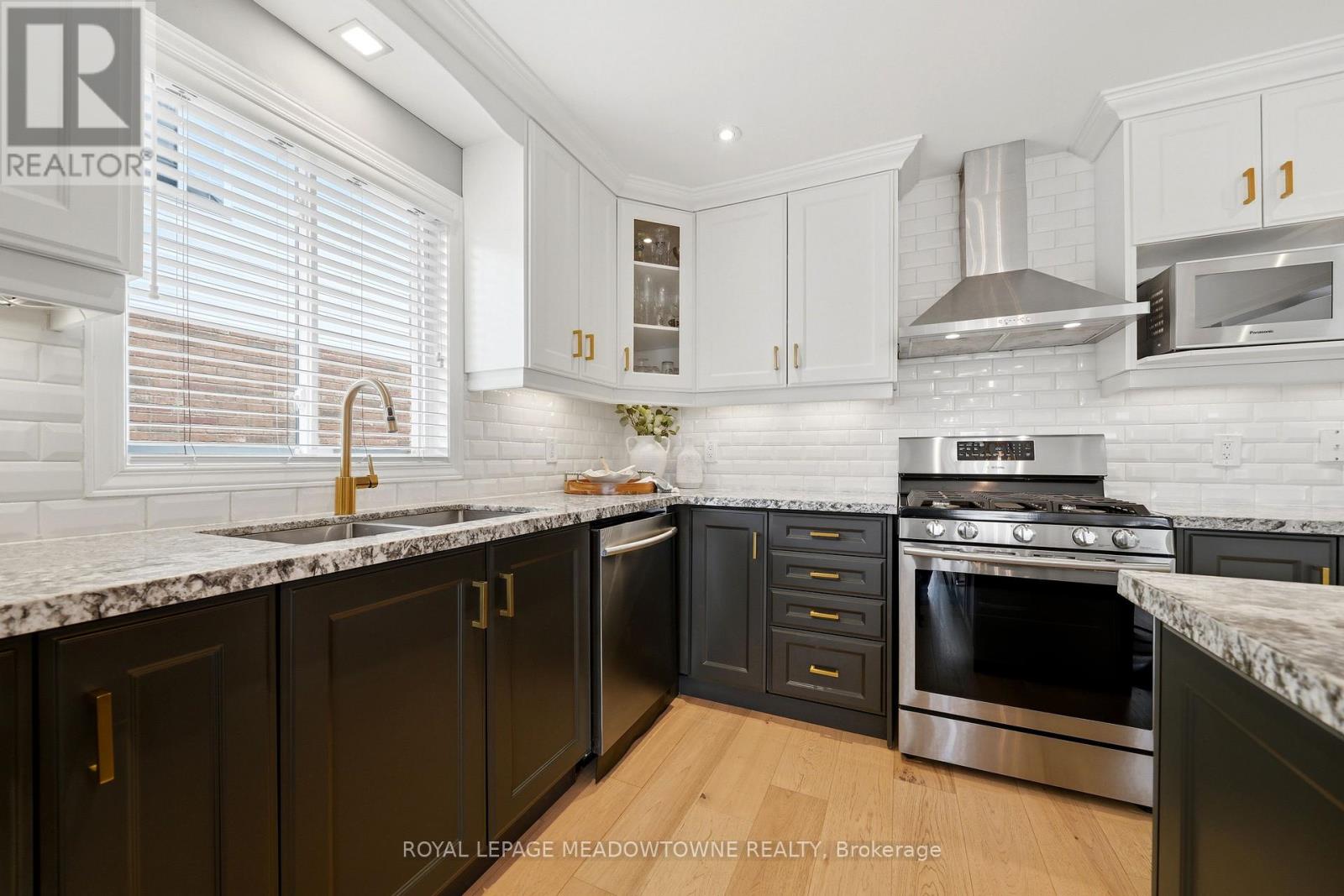 41 Beardmore Crescent, Halton Hills (Ac Acton), Ontario  L7J 2Z1 - Photo 10 - W13710424