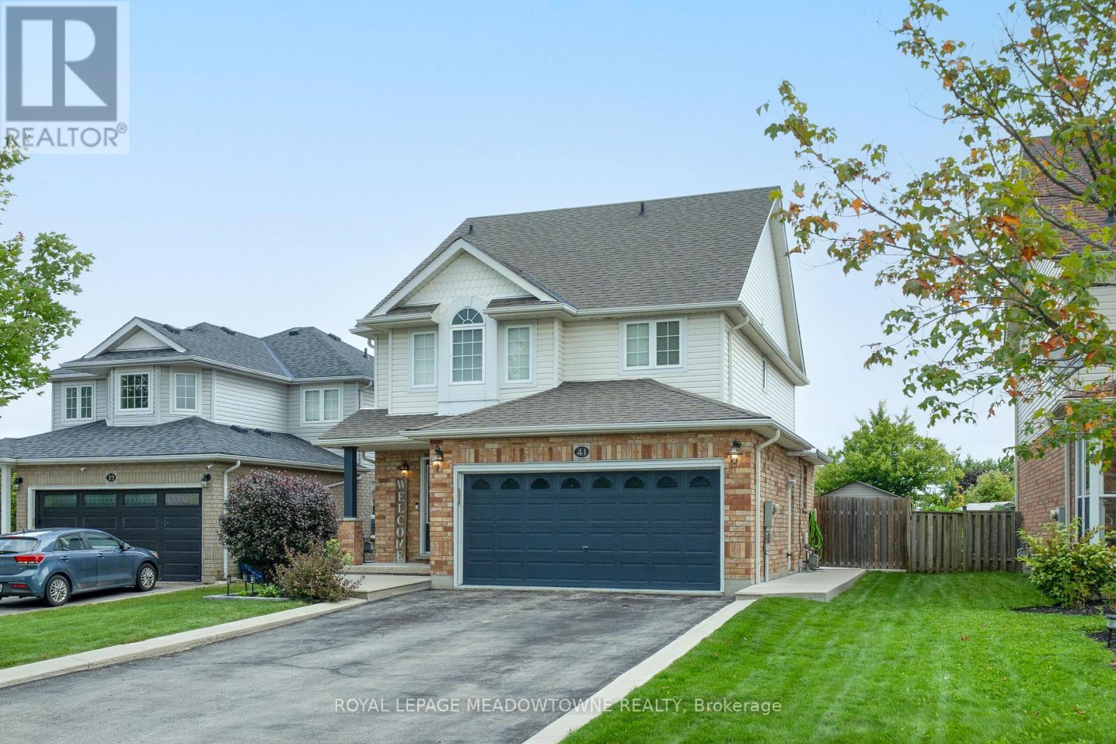 41 Beardmore Crescent, Halton Hills (Ac Acton), Ontario  L7J 2Z1 - Photo 3 - W13710424