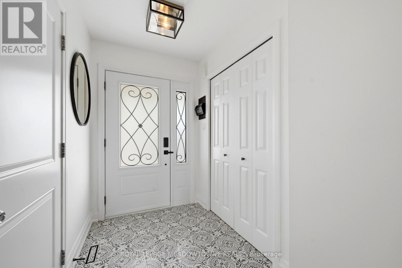 41 Beardmore Crescent, Halton Hills (Ac Acton), Ontario  L7J 2Z1 - Photo 6 - W13710424