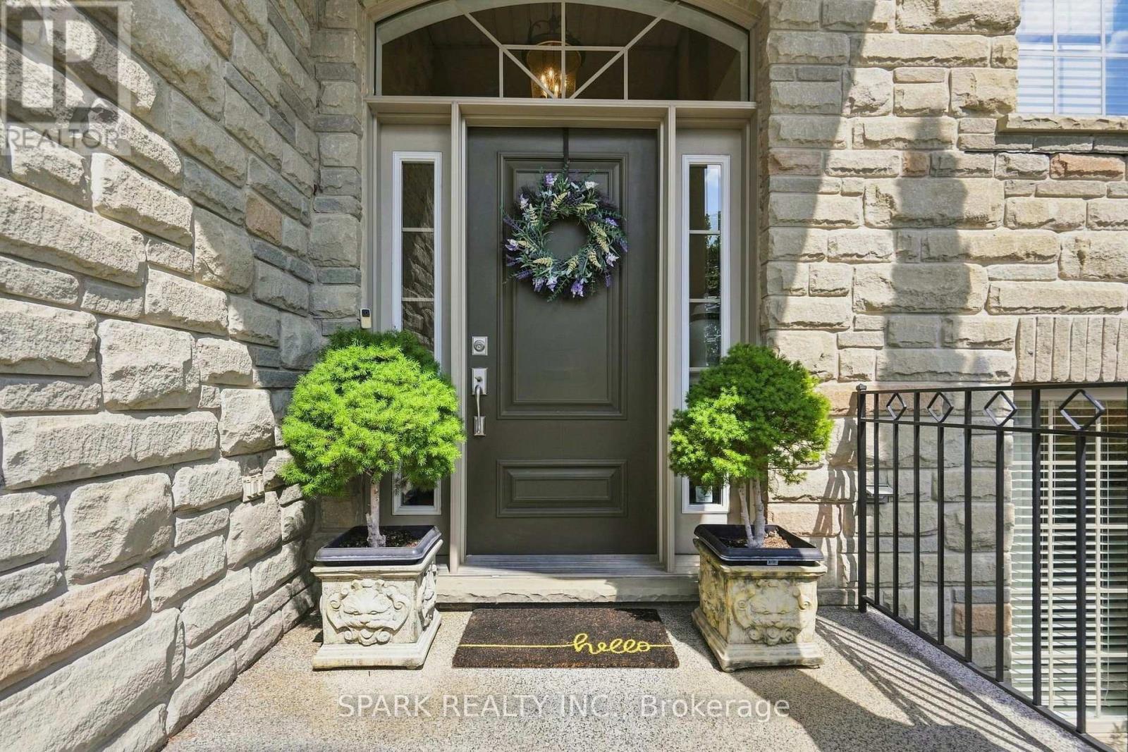 179 Tanners Drive S, Halton Hills (Ac Acton), Ontario  L7J 3A8 - Photo 4 - W13710680