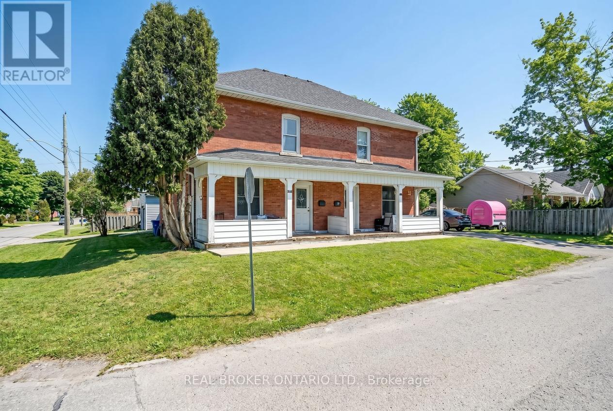 53-55 Wellington Street, Halton Hills (Ac Acton), Ontario  L7J 2H1 - Photo 2 - W13710920