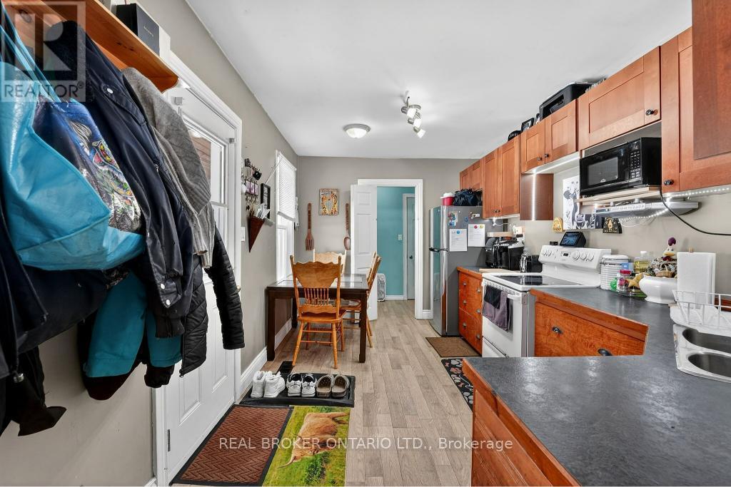 53-55 Wellington Street, Halton Hills (Ac Acton), Ontario  L7J 2H1 - Photo 29 - W13710920