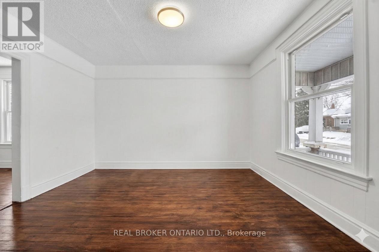 53-55 Wellington Street, Halton Hills (Ac Acton), Ontario  L7J 2H1 - Photo 4 - W13710920