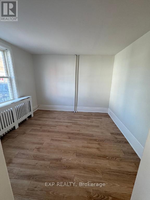 1 - 10 Willow Street N, Halton Hills (Ac Acton), Ontario  L7J 1Z7 - Photo 1 - W13711098