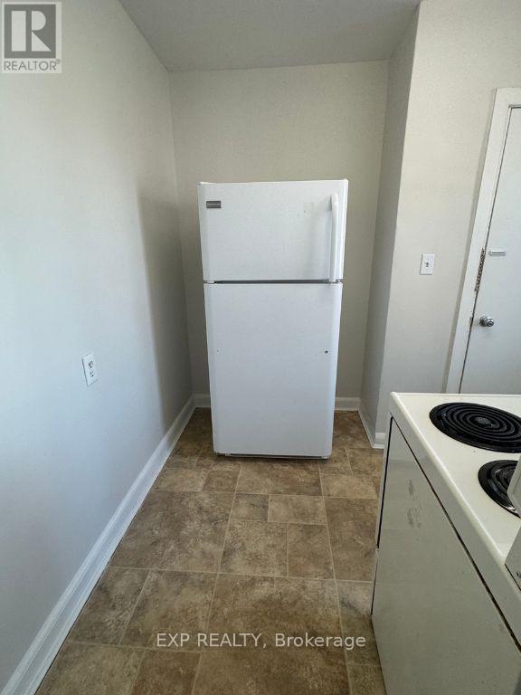 1 - 10 Willow Street N, Halton Hills (Ac Acton), Ontario  L7J 1Z7 - Photo 10 - W13711098