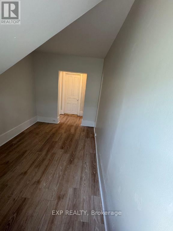 1 - 10 Willow Street N, Halton Hills (Ac Acton), Ontario  L7J 1Z7 - Photo 5 - W13711098