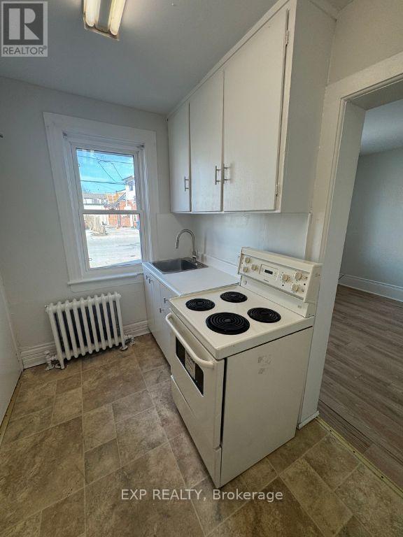 1 - 10 Willow Street N, Halton Hills (Ac Acton), Ontario  L7J 1Z7 - Photo 9 - W13711098