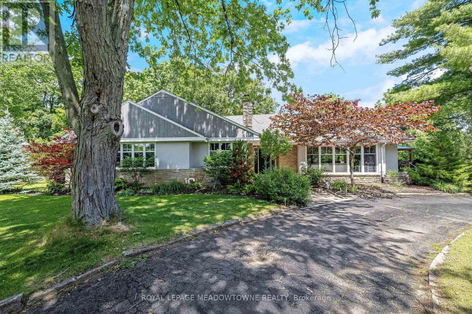 161 Confederation Street, Halton Hills (Glen Williams), Ontario  L7G 4S8 - Photo 5 - W13713402