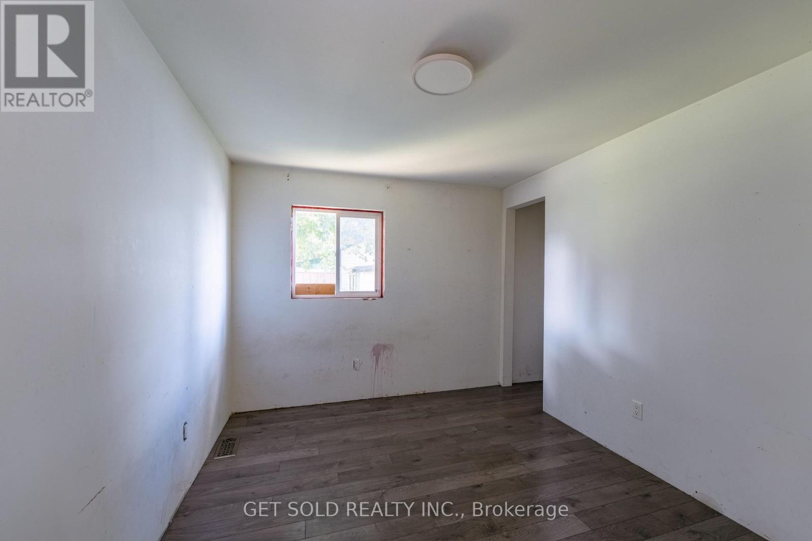 12 Vimy Street, Halton Hills (Ac Acton), Ontario  L7J 1S1 - Photo 21 - W13713660